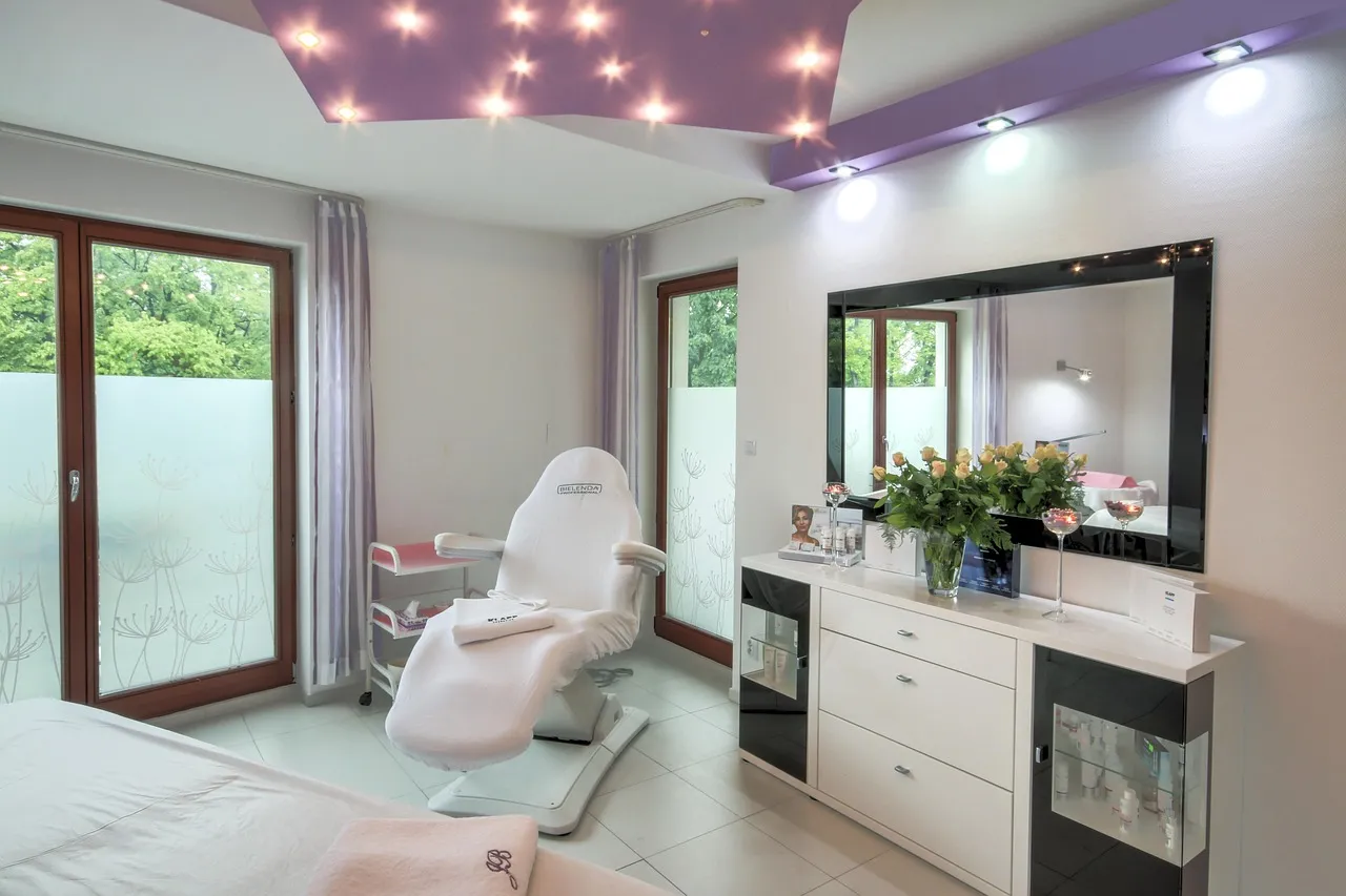 Cabina de tratamientos de una clínica estética